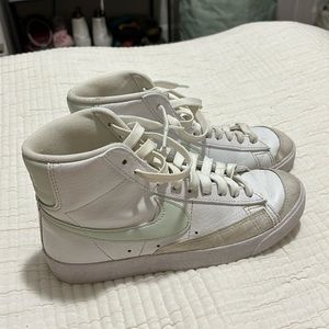 Women’s Nike blazer size 6.5 high tops
